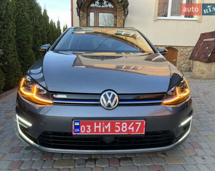 Серый Фольксваген e-Golf, объемом двигателя 0 л и пробегом 149 тыс. км за 12999 $, фото 64 на Automoto.ua