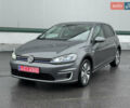 Серый Фольксваген e-Golf, объемом двигателя 0 л и пробегом 98 тыс. км за 12000 $, фото 1 на Automoto.ua