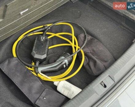 Сірий Фольксваген e-Golf, об'ємом двигуна 0 л та пробігом 200 тис. км за 11777 $, фото 24 на Automoto.ua