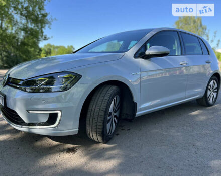 Сірий Фольксваген e-Golf, об'ємом двигуна 0 л та пробігом 194 тис. км за 11900 $, фото 4 на Automoto.ua