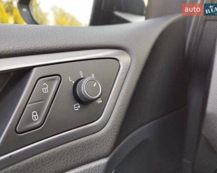Сірий Фольксваген e-Golf, об'ємом двигуна 0 л та пробігом 102 тис. км за 14900 $, фото 31 на Automoto.ua