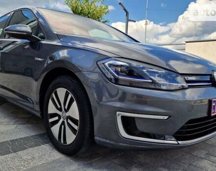 Серый Фольксваген e-Golf, объемом двигателя 0 л и пробегом 53 тыс. км за 15500 $, фото 62 на Automoto.ua