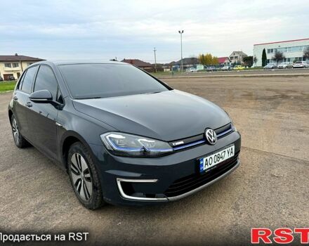 Серый Фольксваген e-Golf, объемом двигателя 0 л и пробегом 47 тыс. км за 16700 $, фото 4 на Automoto.ua