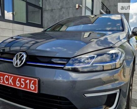 Серый Фольксваген e-Golf, объемом двигателя 0 л и пробегом 53 тыс. км за 15500 $, фото 14 на Automoto.ua