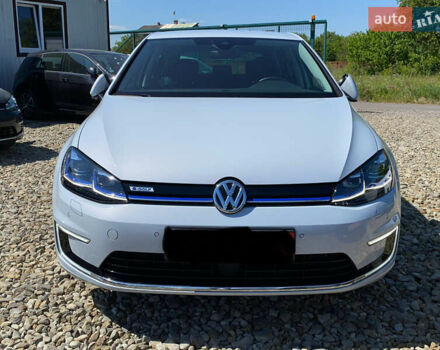 Серый Фольксваген e-Golf, объемом двигателя 0 л и пробегом 130 тыс. км за 13800 $, фото 96 на Automoto.ua