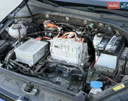 Сірий Фольксваген e-Golf, об'ємом двигуна 0 л та пробігом 112 тис. км за 15900 $, фото 147 на Automoto.ua