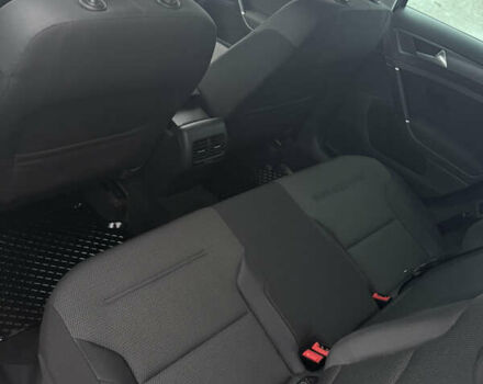 Серый Фольксваген e-Golf, объемом двигателя 0 л и пробегом 117 тыс. км за 12599 $, фото 17 на Automoto.ua
