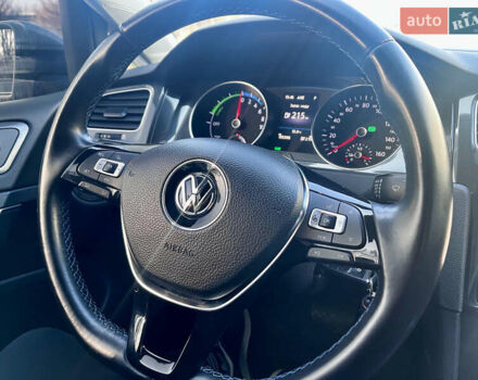 Серый Фольксваген e-Golf, объемом двигателя 0 л и пробегом 158 тыс. км за 13400 $, фото 4 на Automoto.ua