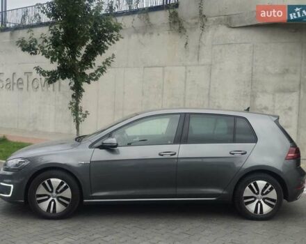 Серый Фольксваген e-Golf, объемом двигателя 0 л и пробегом 191 тыс. км за 14300 $, фото 8 на Automoto.ua