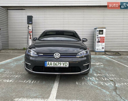 Серый Фольксваген e-Golf, объемом двигателя 0 л и пробегом 60 тыс. км за 16500 $, фото 27 на Automoto.ua