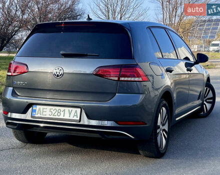 Серый Фольксваген e-Golf, объемом двигателя 0 л и пробегом 158 тыс. км за 13400 $, фото 3 на Automoto.ua