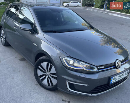 Серый Фольксваген e-Golf, объемом двигателя 0 л и пробегом 135 тыс. км за 13200 $, фото 6 на Automoto.ua