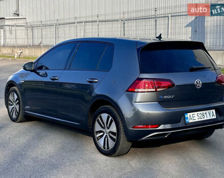 Серый Фольксваген e-Golf, объемом двигателя 0 л и пробегом 158 тыс. км за 13400 $, фото 5 на Automoto.ua
