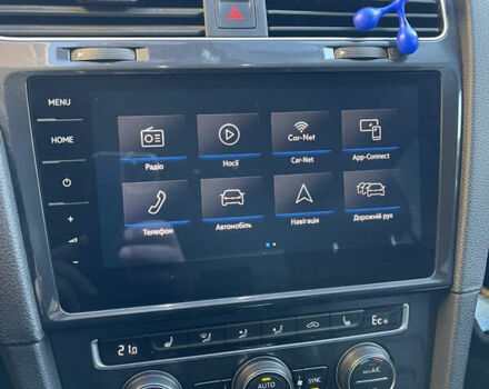 Серый Фольксваген e-Golf, объемом двигателя 0 л и пробегом 135 тыс. км за 13200 $, фото 18 на Automoto.ua