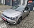 Серый Фольксваген e-Golf, объемом двигателя 0 л и пробегом 95 тыс. км за 12450 $, фото 1 на Automoto.ua