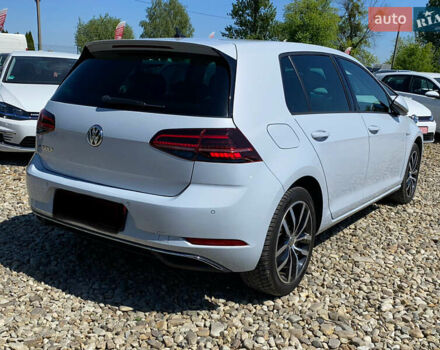 Серый Фольксваген e-Golf, объемом двигателя 0 л и пробегом 130 тыс. км за 13800 $, фото 91 на Automoto.ua