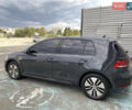 Серый Фольксваген e-Golf, объемом двигателя 0 л и пробегом 60 тыс. км за 16500 $, фото 24 на Automoto.ua