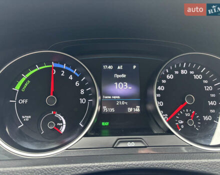 Серый Фольксваген e-Golf, объемом двигателя 0 л и пробегом 75 тыс. км за 12650 $, фото 28 на Automoto.ua