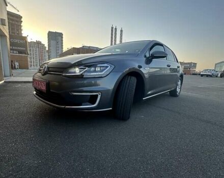 Серый Фольксваген e-Golf, объемом двигателя 0 л и пробегом 114 тыс. км за 15500 $, фото 23 на Automoto.ua