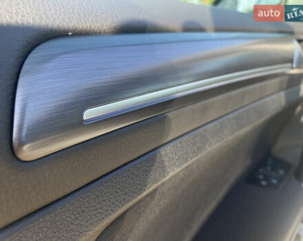 Серый Фольксваген e-Golf, объемом двигателя 0 л и пробегом 130 тыс. км за 13800 $, фото 83 на Automoto.ua