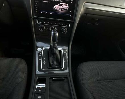 Серый Фольксваген e-Golf, объемом двигателя 0 л и пробегом 114 тыс. км за 15500 $, фото 10 на Automoto.ua