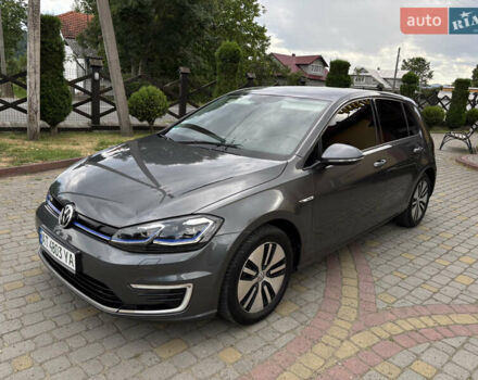 Серый Фольксваген e-Golf, объемом двигателя 0 л и пробегом 75 тыс. км за 12650 $, фото 39 на Automoto.ua