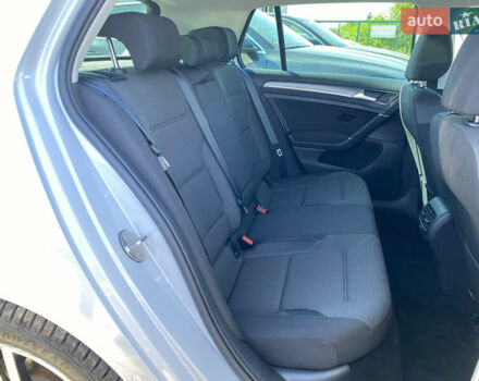 Серый Фольксваген e-Golf, объемом двигателя 0 л и пробегом 130 тыс. км за 13800 $, фото 57 на Automoto.ua