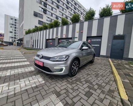 Серый Фольксваген e-Golf, объемом двигателя 0 л и пробегом 95 тыс. км за 12450 $, фото 3 на Automoto.ua
