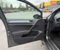 Серый Фольксваген e-Golf, объемом двигателя 0 л и пробегом 39 тыс. км за 15200 $, фото 25 на Automoto.ua