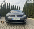 Серый Фольксваген e-Golf, объемом двигателя 0 л и пробегом 65 тыс. км за 26650 $, фото 1 на Automoto.ua