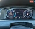 Серый Фольксваген e-Golf, объемом двигателя 0 л и пробегом 75 тыс. км за 13300 $, фото 12 на Automoto.ua