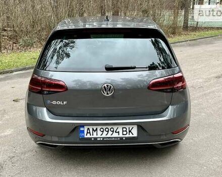 Серый Фольксваген e-Golf, объемом двигателя 0 л и пробегом 70 тыс. км за 23900 $, фото 3 на Automoto.ua