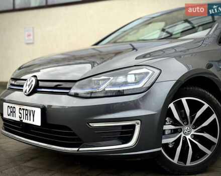 Сірий Фольксваген e-Golf, об'ємом двигуна 0 л та пробігом 115 тис. км за 12999 $, фото 9 на Automoto.ua