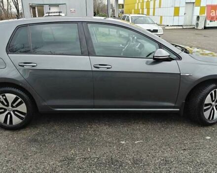 Серый Фольксваген e-Golf, объемом двигателя 0 л и пробегом 262 тыс. км за 13500 $, фото 7 на Automoto.ua