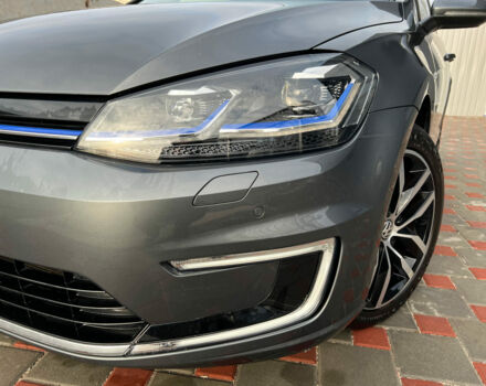 Сірий Фольксваген e-Golf, об'ємом двигуна 0 л та пробігом 56 тис. км за 18490 $, фото 8 на Automoto.ua