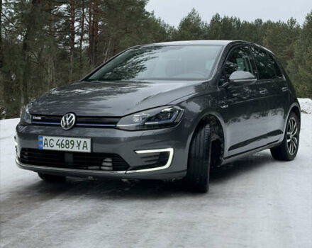 Серый Фольксваген e-Golf, объемом двигателя 0 л и пробегом 159 тыс. км за 12300 $, фото 5 на Automoto.ua
