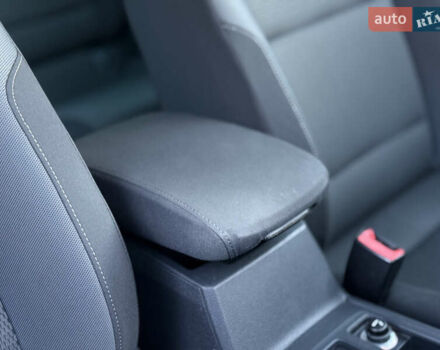 Сірий Фольксваген e-Golf, об'ємом двигуна 0 л та пробігом 112 тис. км за 15900 $, фото 38 на Automoto.ua