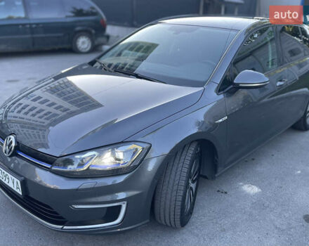 Серый Фольксваген e-Golf, объемом двигателя 0 л и пробегом 135 тыс. км за 13200 $, фото 5 на Automoto.ua