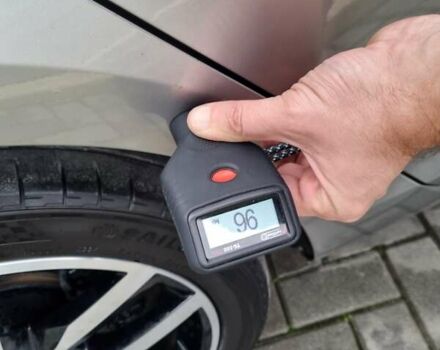 Серый Фольксваген e-Golf, объемом двигателя 0 л и пробегом 95 тыс. км за 12450 $, фото 95 на Automoto.ua