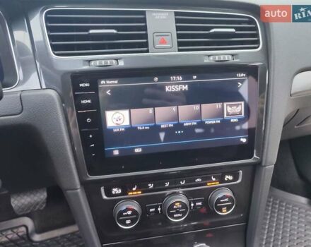 Сірий Фольксваген e-Golf, об'ємом двигуна 0 л та пробігом 126 тис. км за 12700 $, фото 17 на Automoto.ua