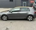 Серый Фольксваген e-Golf, объемом двигателя 0 л и пробегом 39 тыс. км за 15200 $, фото 4 на Automoto.ua