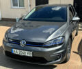 Серый Фольксваген e-Golf, объемом двигателя 0 л и пробегом 91 тыс. км за 16000 $, фото 7 на Automoto.ua
