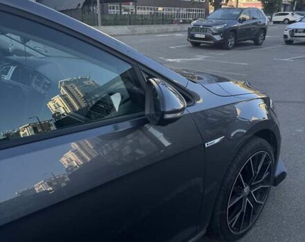 Серый Фольксваген e-Golf, объемом двигателя 0 л и пробегом 92 тыс. км за 19100 $, фото 7 на Automoto.ua