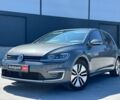 Серый Фольксваген e-Golf, объемом двигателя 0 л и пробегом 89 тыс. км за 13990 $, фото 1 на Automoto.ua