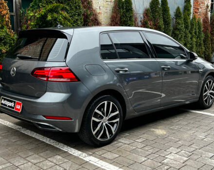 Серый Фольксваген e-Golf, объемом двигателя 0 л и пробегом 66 тыс. км за 16290 $, фото 13 на Automoto.ua