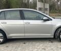 Серый Фольксваген e-Golf, объемом двигателя 0 л и пробегом 90 тыс. км за 16400 $, фото 3 на Automoto.ua