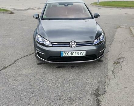 Серый Фольксваген e-Golf, объемом двигателя 0 л и пробегом 29 тыс. км за 17500 $, фото 31 на Automoto.ua