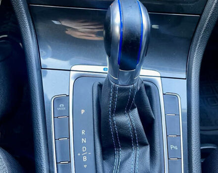 Серый Фольксваген e-Golf, объемом двигателя 0 л и пробегом 158 тыс. км за 13400 $, фото 6 на Automoto.ua