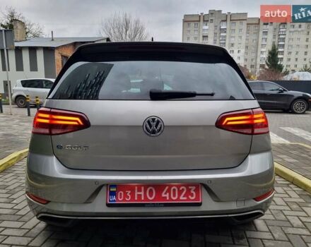 Серый Фольксваген e-Golf, объемом двигателя 0 л и пробегом 95 тыс. км за 12450 $, фото 33 на Automoto.ua