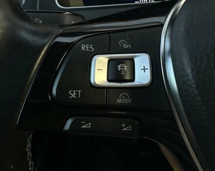 Серый Фольксваген e-Golf, объемом двигателя 0 л и пробегом 114 тыс. км за 15500 $, фото 19 на Automoto.ua